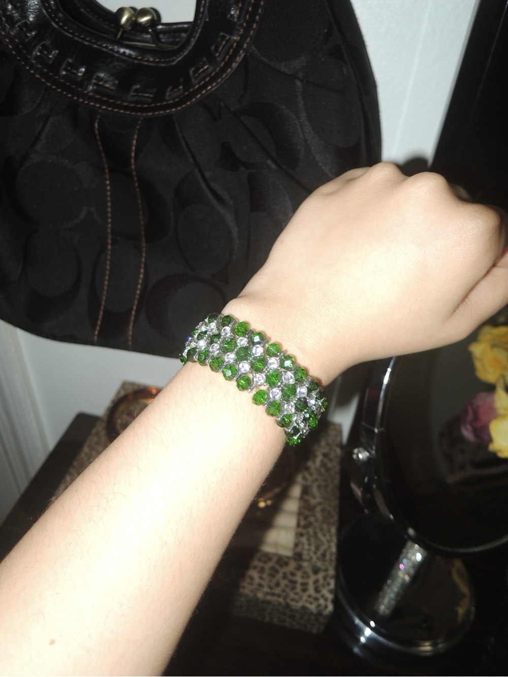 Green Crystal Stretch Bracelet - Unbranded